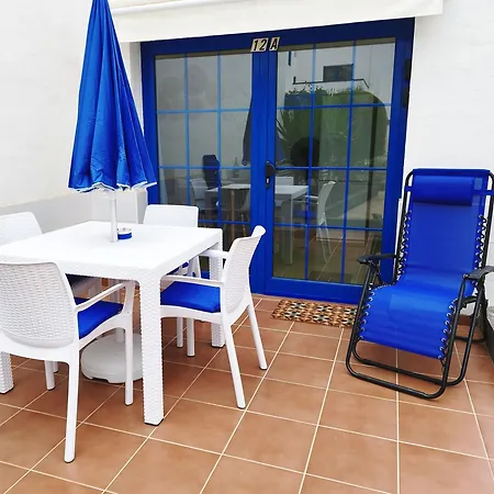 Casa Freesia Daire *